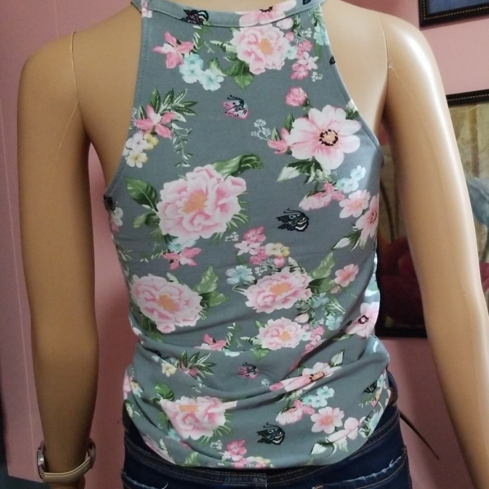 Shirt - Picture 3 of 3